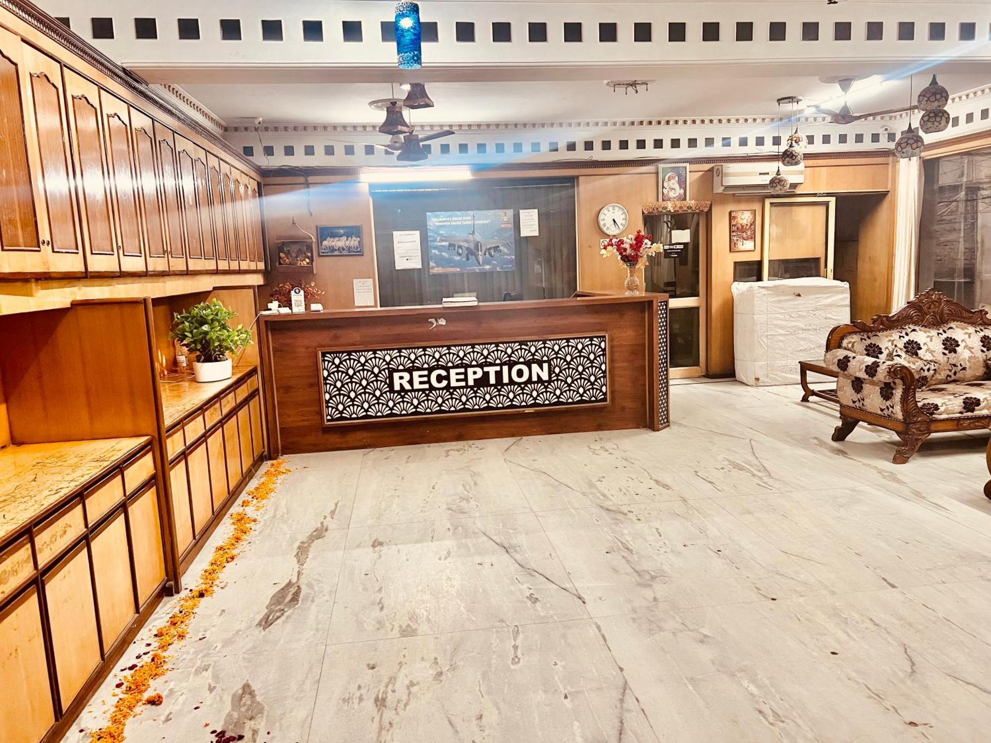 Hotel ニューデリー エクステリア 写真